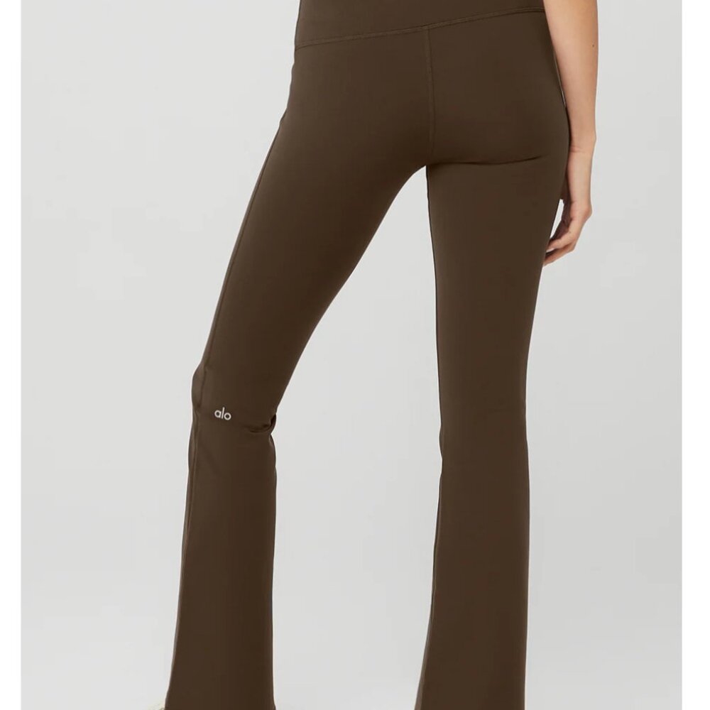 Alo Yoga Airbrush High-Waist 7/8 Bootcut Legging--LIMITED TIME COLOR ESPRESSO